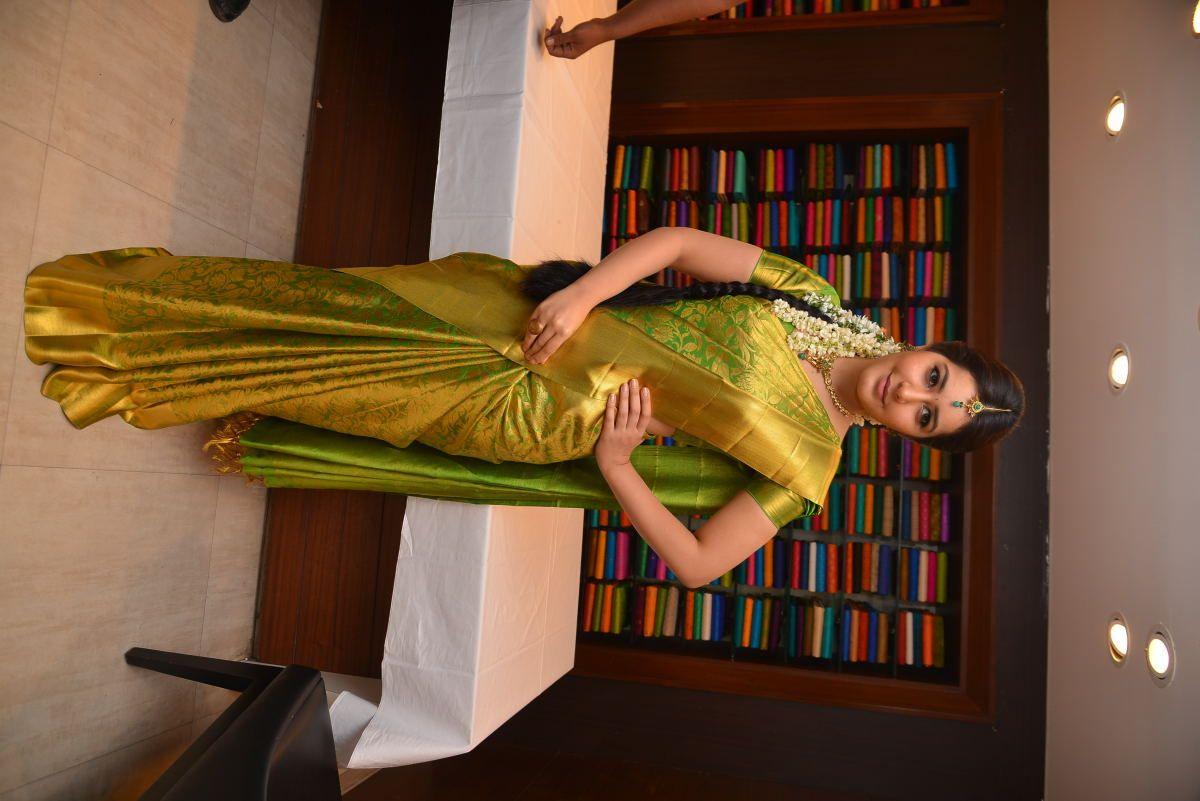 Rashi Khanna Launches Kanchipuram Kamakshi Silks Pics