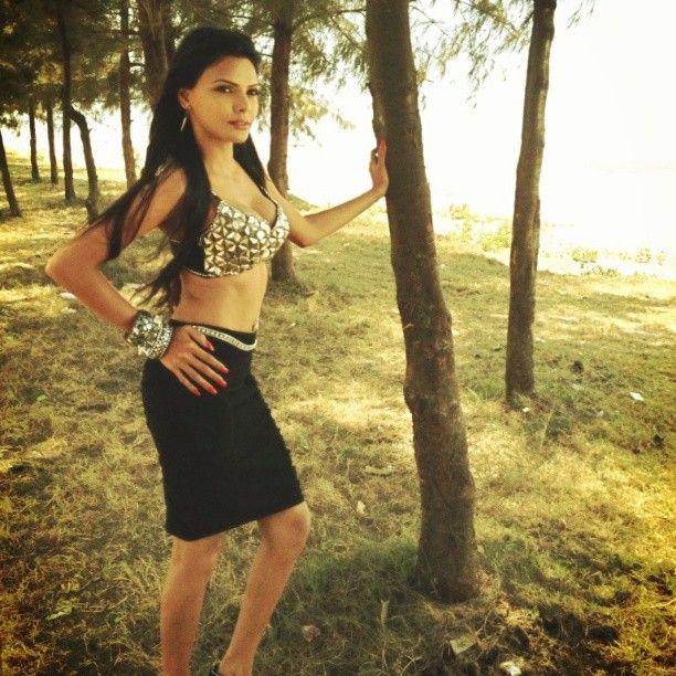 Sherlyn Chopra Unseen Hot Pics