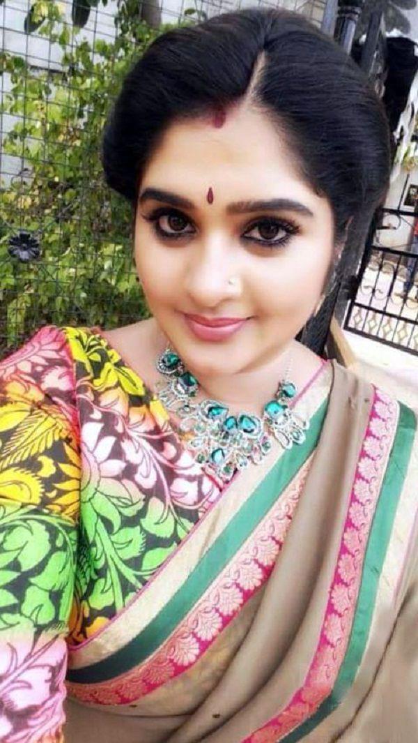 Side Actress Shailaja Priya Hot in Saree Pics