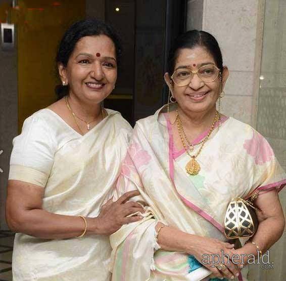 Singer P susheela Rare Photos