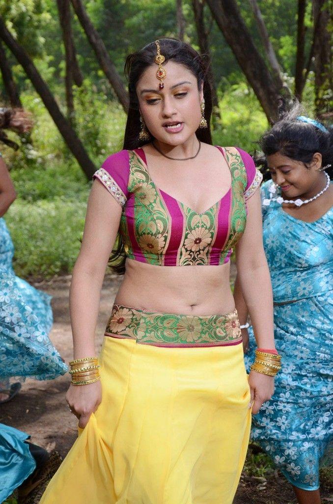 Sonia Agarwal New Stills