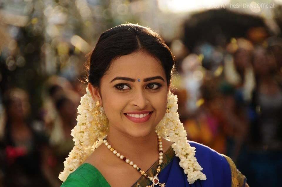 Sri Divya beautiful photos