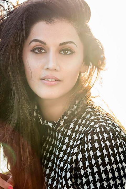 Taapsee Pannu Hd Pics