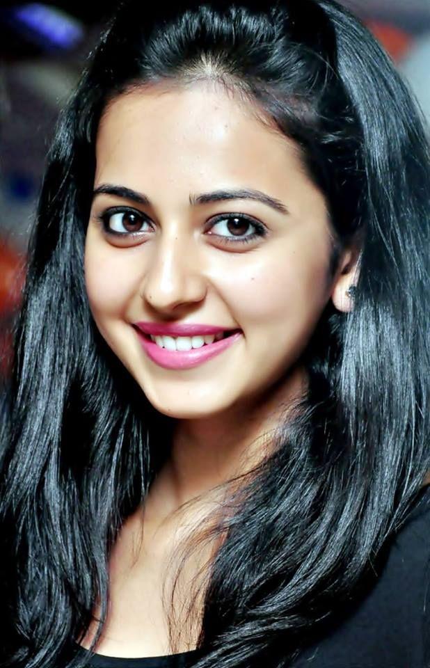 Unseen Cutest Pics of Rakul Preet Singh