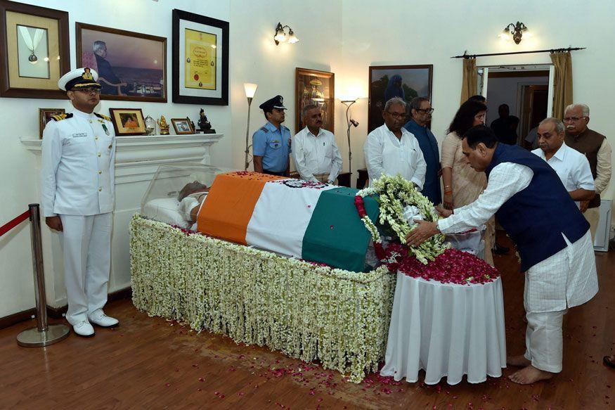 Atal Bihari Vajpayee's Funeral: Politicians Pay Their Last Respects