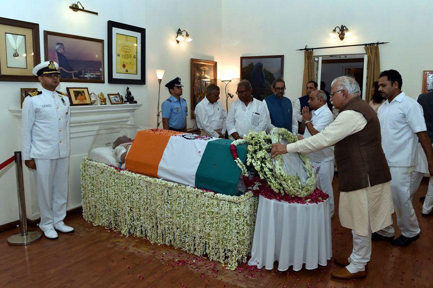 Atal Bihari Vajpayee's Funeral: Politicians Pay Their Last Respects