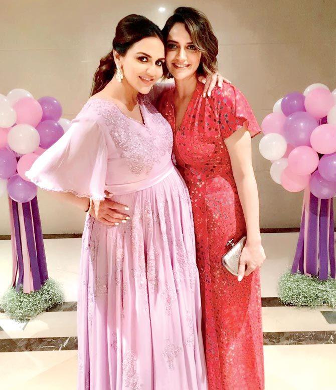 Bollywood Actress Esha Deol Baby Shower Photos