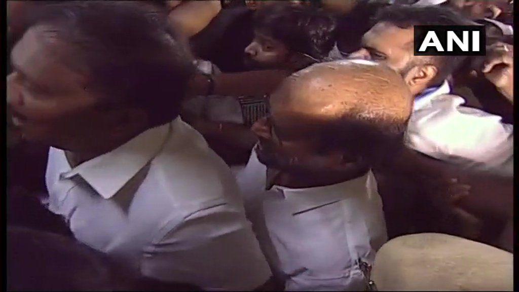 Celebs Pays last respects to former Tamil Nadu CM Karunanidhi