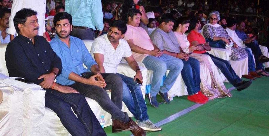 Mahanubhavudu Success Meet Photos