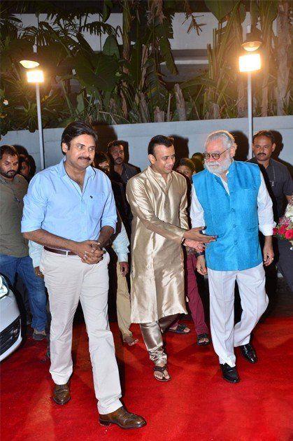 Pawan Kalyan Visits Andhra Prabha Ganesh Pooja Photos