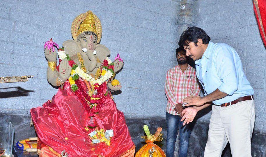 Pawan Kalyan Visits Andhra Prabha Ganesh Pooja Photos