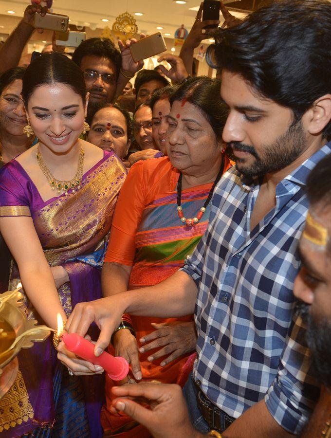 Photos: Naga Chaitanya & Tamannaah Launch a mall in Guntur