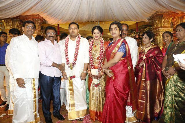 Producer Abinesh Elangovan & Nandhini Wedding Photos