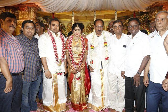 Producer Abinesh Elangovan & Nandhini Wedding Photos