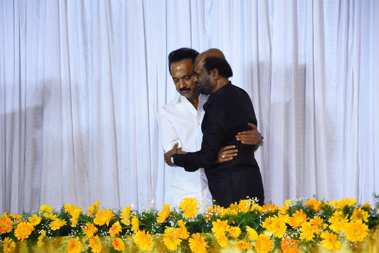 Superstar Rajinikanth Pays Homage To Kalaignar Karunanidhi With Memorial Gathering Photos