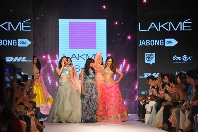 Bollywood stars At The Ramp Walk