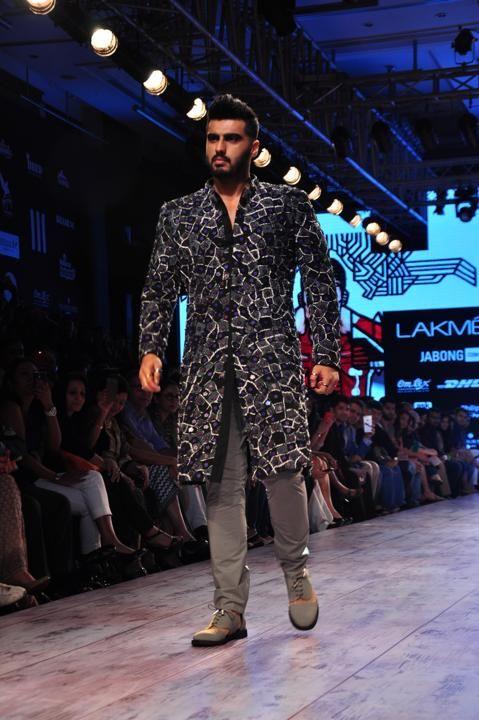 Bollywood stars At The Ramp Walk