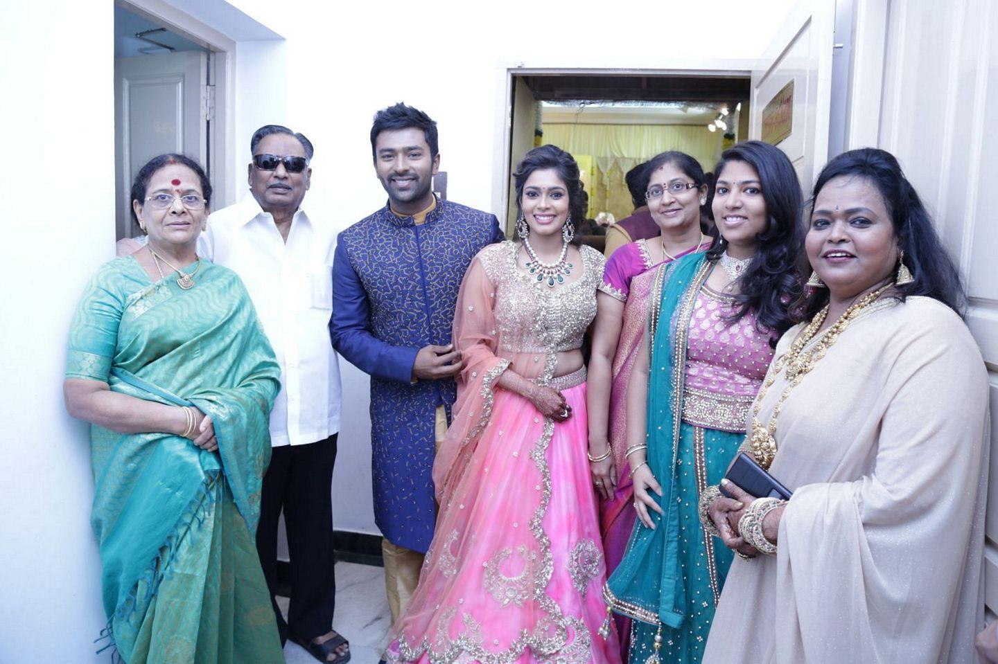 Celebs at Shanthanu Keerthi Wedding Reception Photos