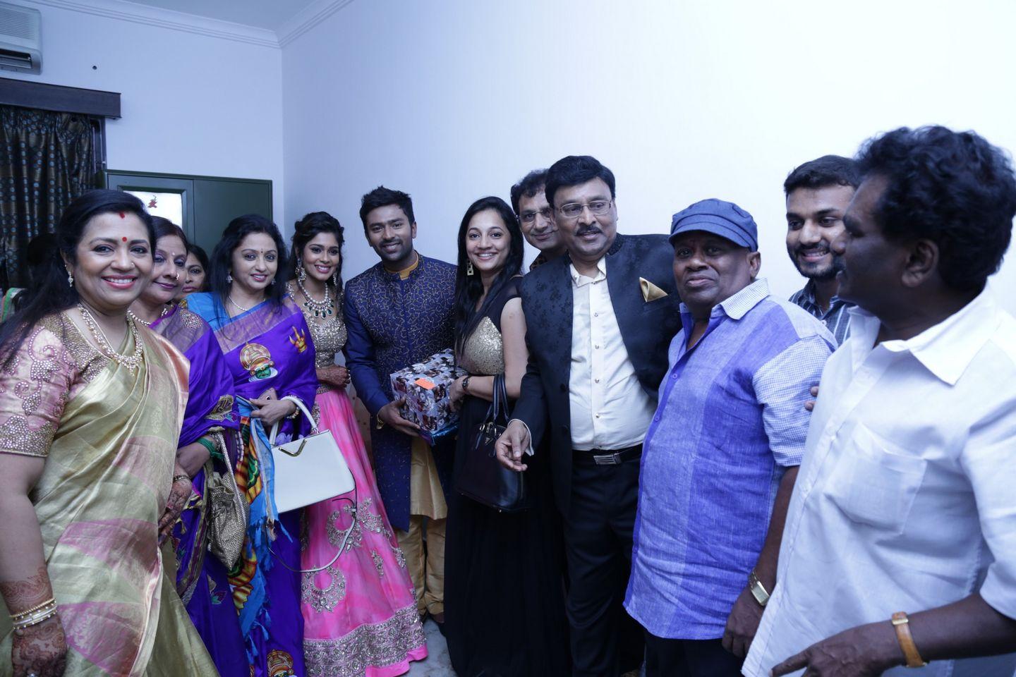 Celebs at Shanthanu Keerthi Wedding Reception Photos