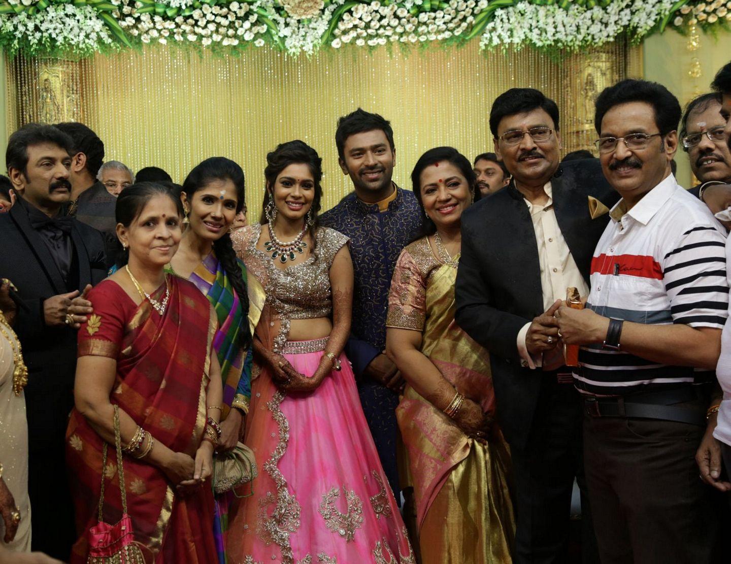 Celebs at Shanthanu Keerthi Wedding Reception Photos