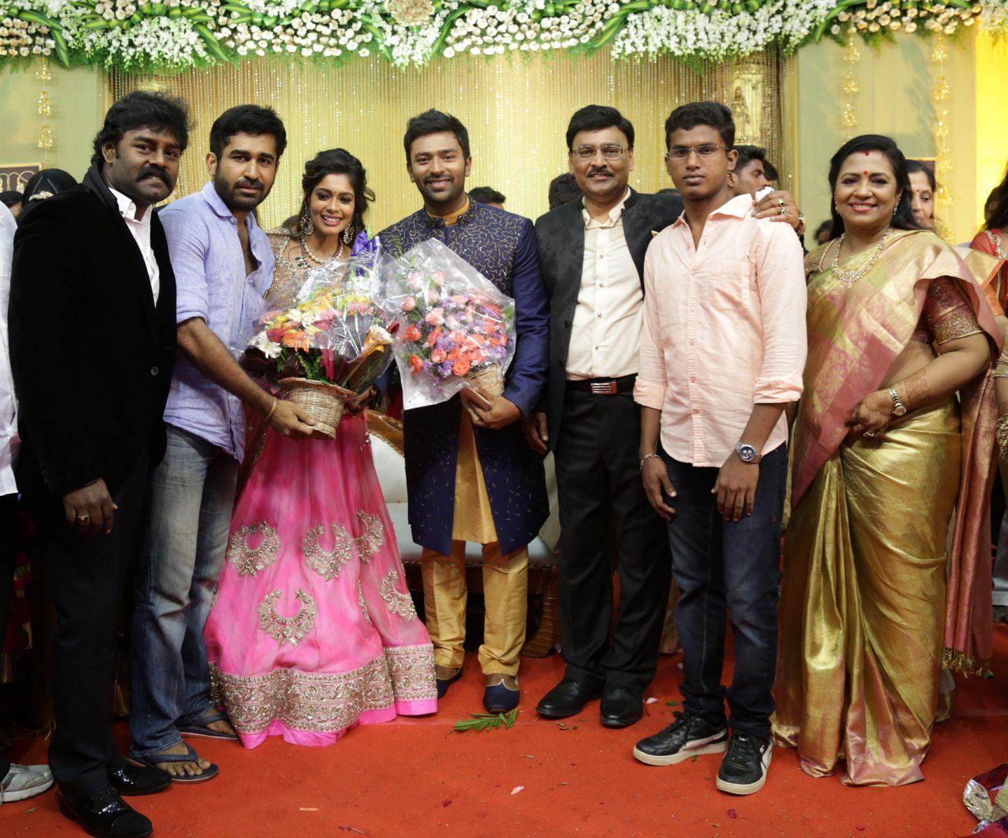 Celebs at Shanthanu Keerthi Wedding Reception Photos