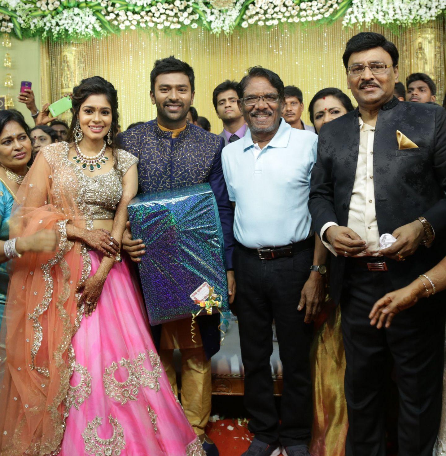 Celebs at Shanthanu Keerthi Wedding Reception Photos