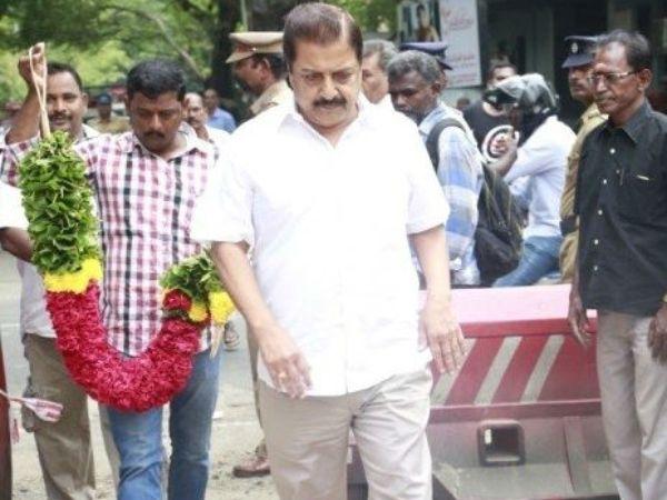 Celebs pays his last respect to ‪MS Viswanathan Photos