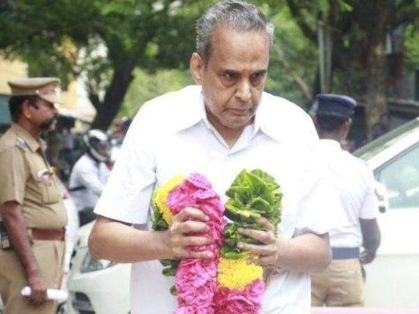 Celebs pays his last respect to ‪MS Viswanathan Photos