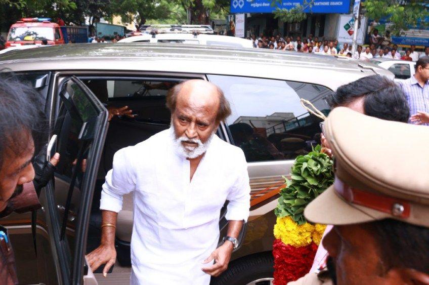 Celebs pays his last respect to ‪MS Viswanathan Photos