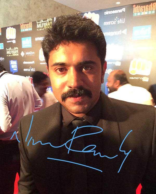 Celebs Signature Stills At SIIMA Awards 2015