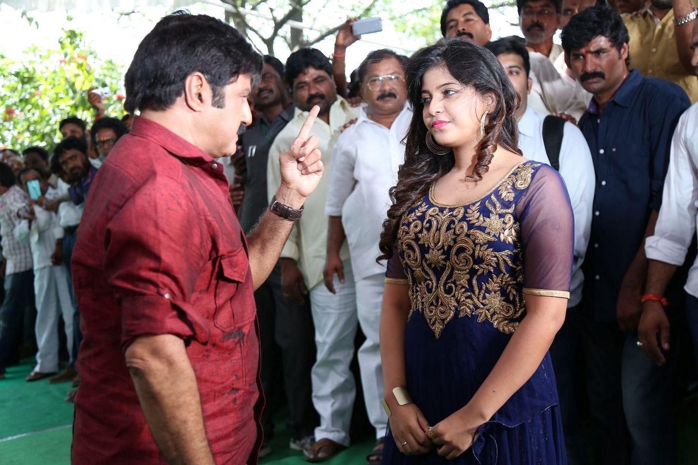 Dictator Movie Opening Stills