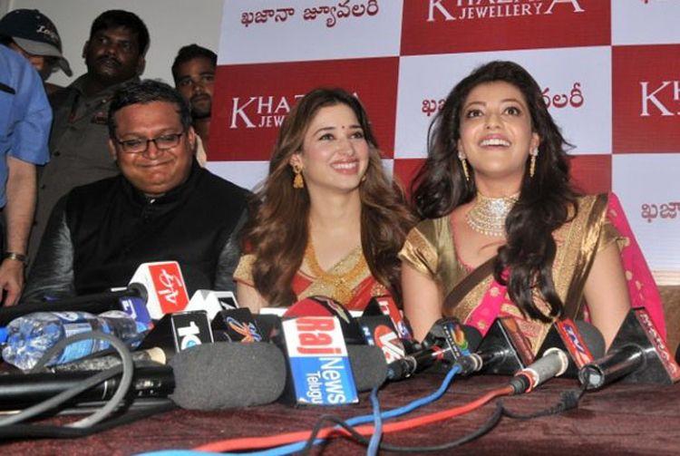 kajal--tamannaah-launch-khazana-jeweller