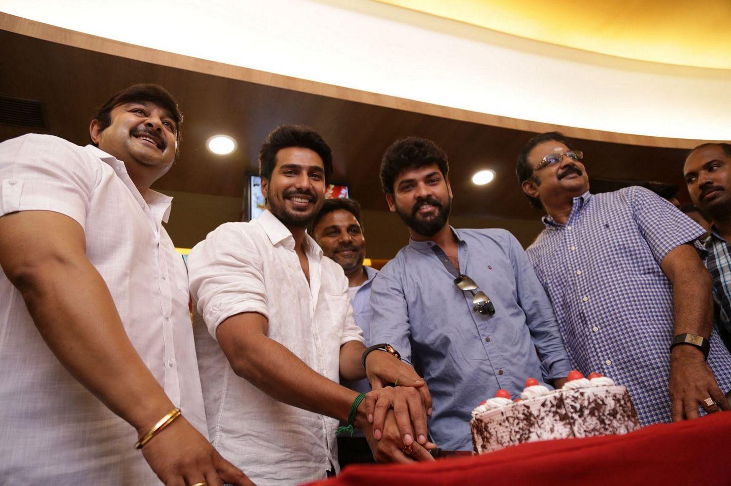 Kamala Cinemas Felicitating Velaina Vanthuta Vellaikaran Team Photos