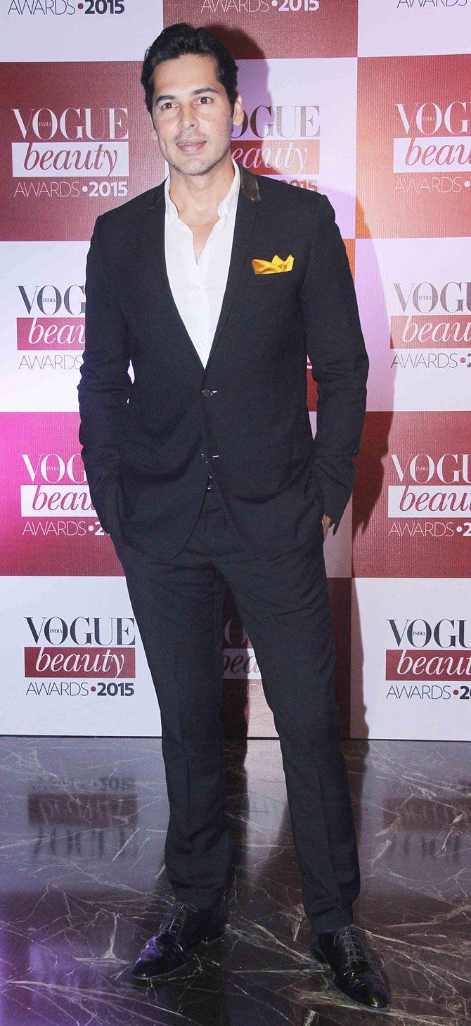 Kholi & Anushka Sharma At Vogue Beauty Awards Photos