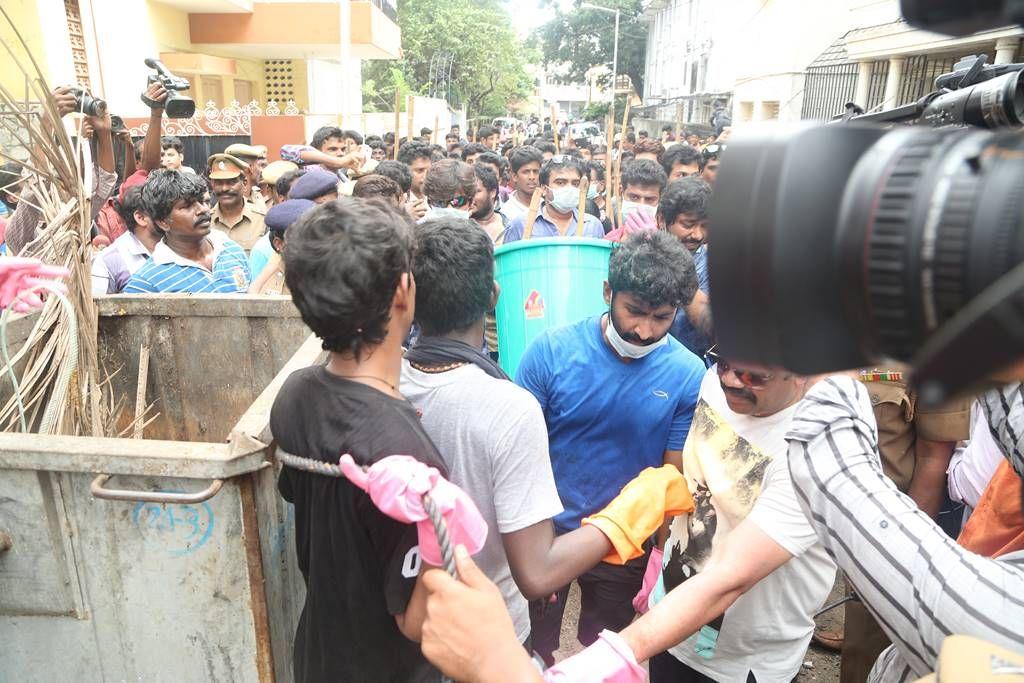 Kollywood Celebs Participate  Cleans Chennai Photos