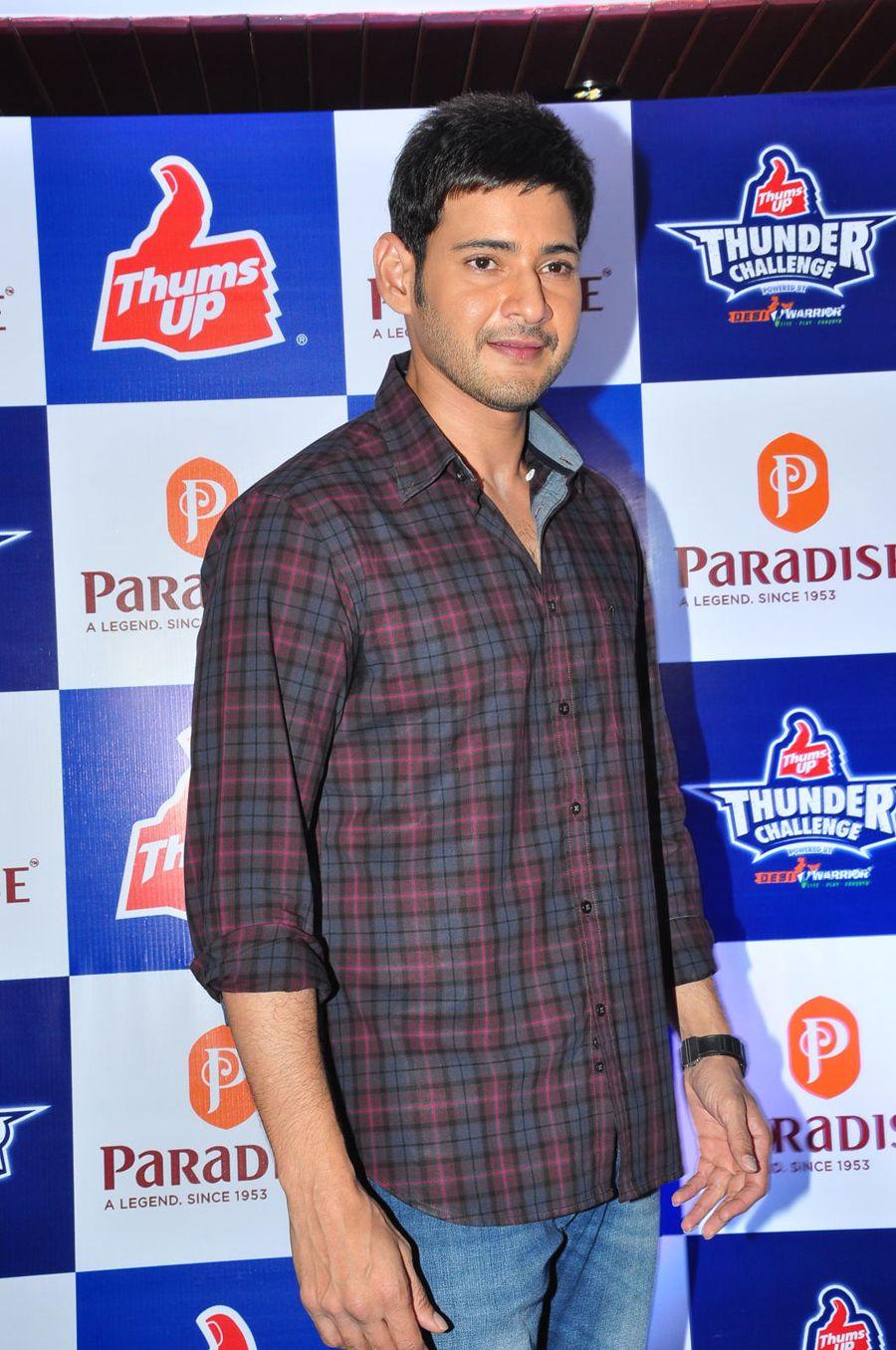 Mahesh Babu Thums Up Thunder Challenge Winners Photos