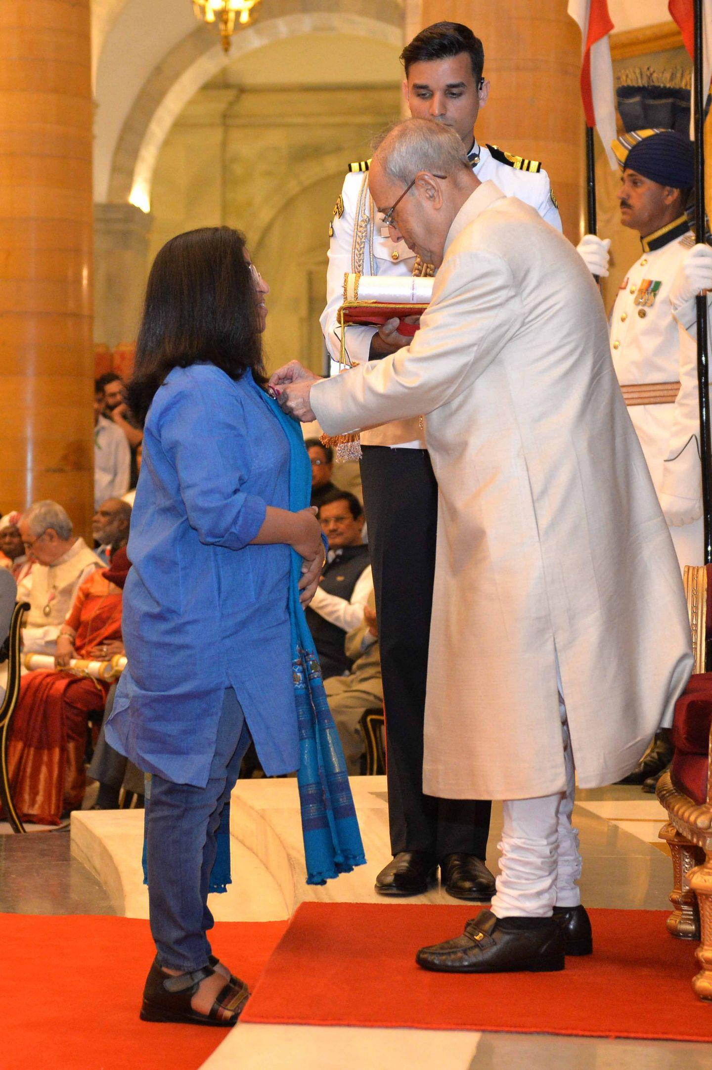 Padma Sree Award Dr.Sunitha Krishnan Photos