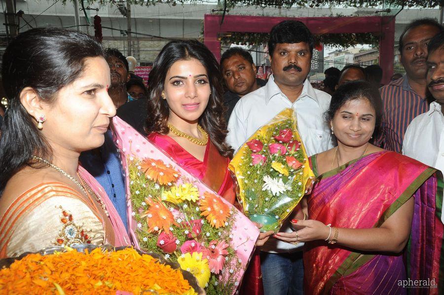 Samantha Launches New Store At Kukatpally