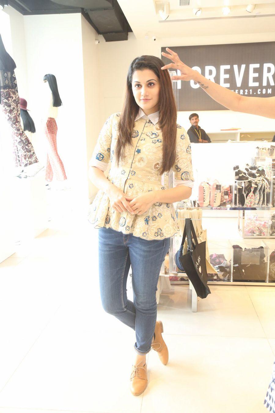 Taapsee Pannu Stills at Forever 1 Spring Summer Collection