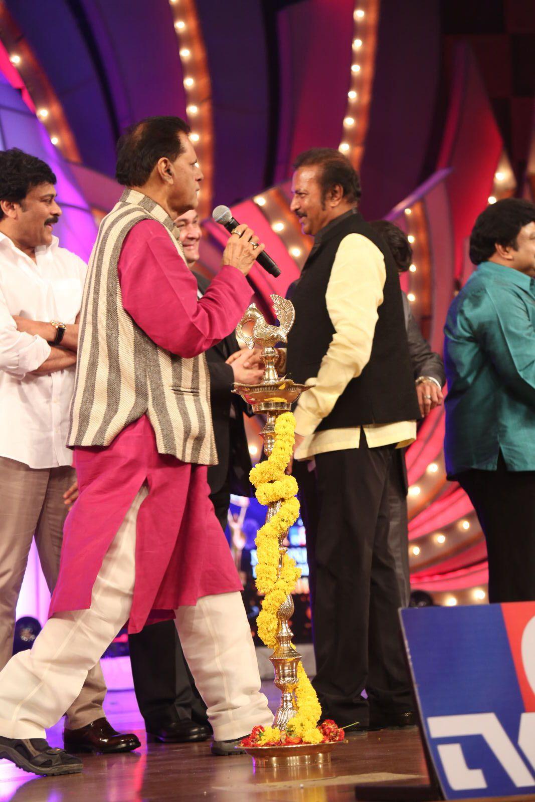 TSR TV9 Awards Photos