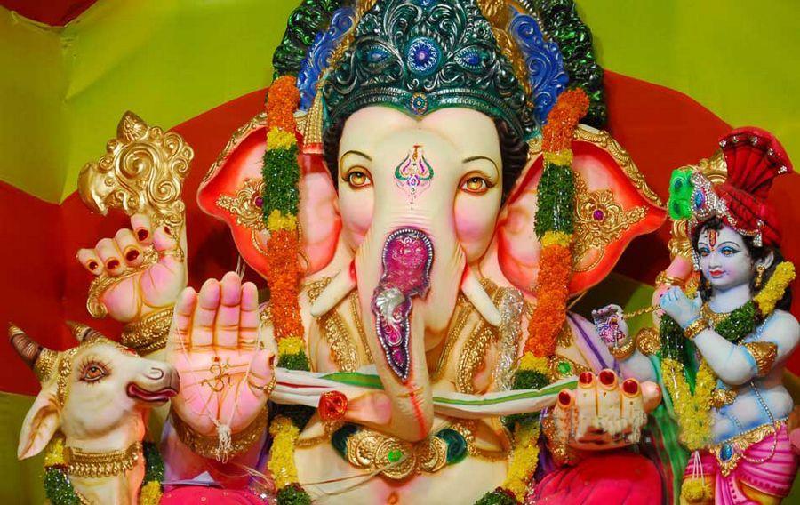 Different types of Lord Ganesh Idols Photos