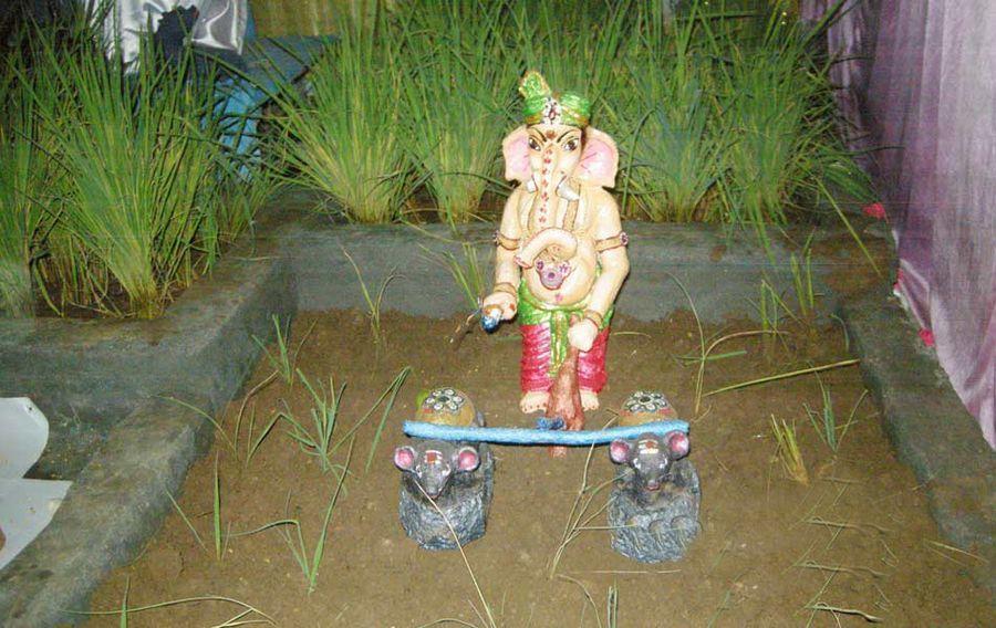 Different types of Lord Ganesh Idols Photos