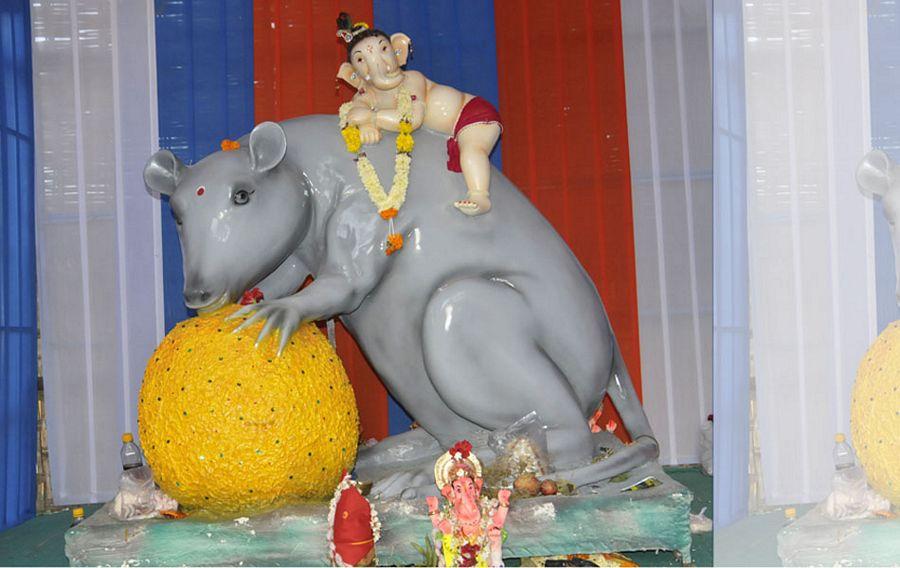 Different types of Lord Ganesh Idols Photos