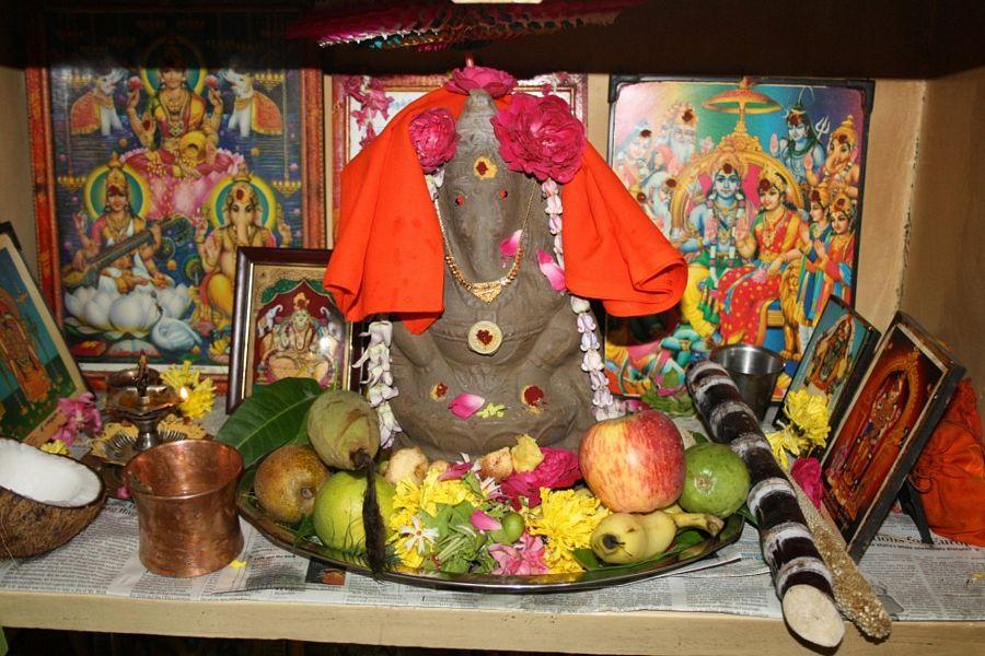 Ganesh Chaturthi Pooja Decoration Photos