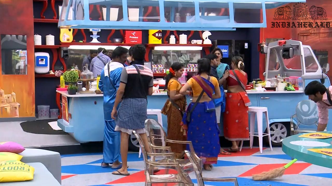 Bigg Boss Tamil Season 3 Day 31 Hot Stills Set 1