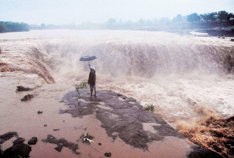 River banks of the Sangam city INDIA flood as Ganga overflows Photos