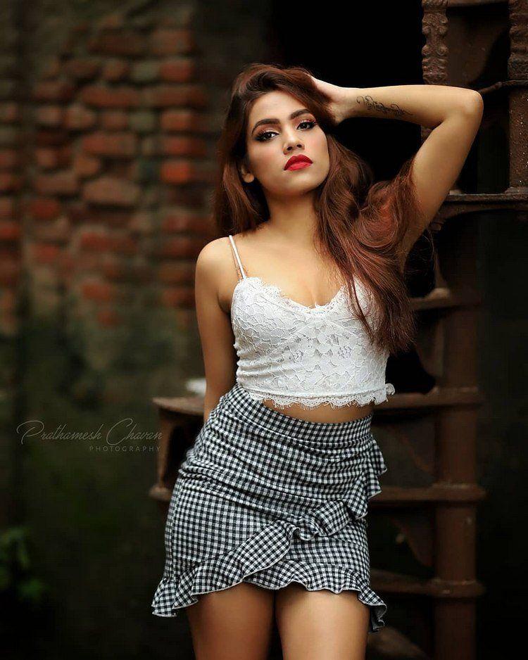 50+ Hot & Sizzling Pics of Mumbai Model Purbasha Das