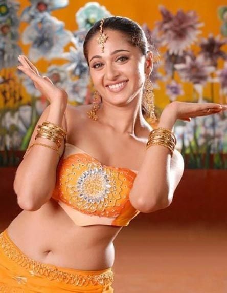 Actress Anushka Shetty Hot Sexy Photo Collection