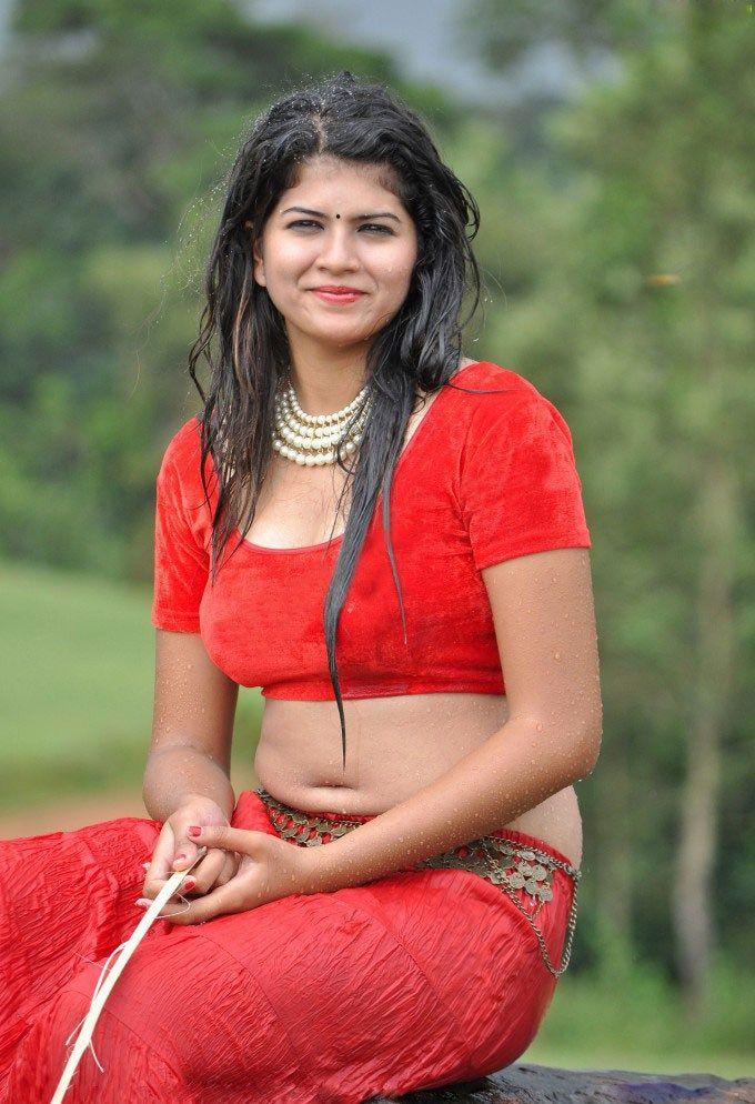 Actress Apoorva Rai Showing Wet Navel Photos