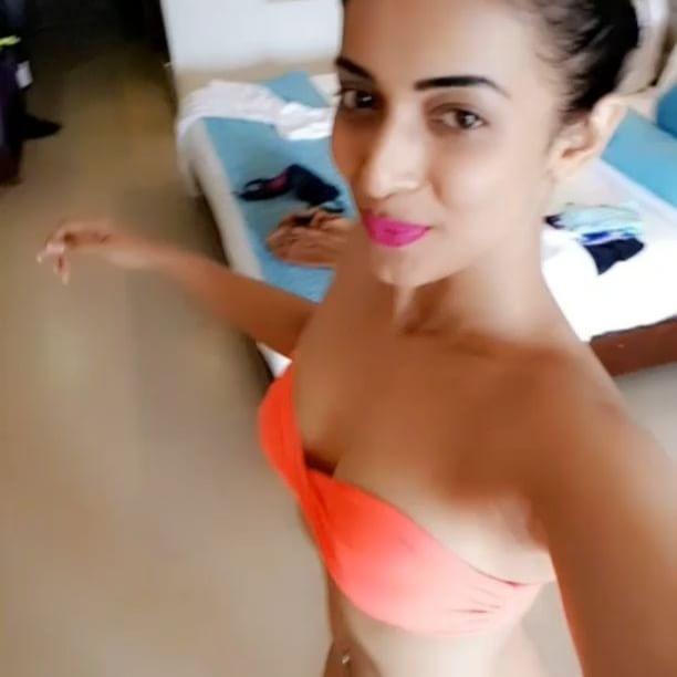 Actress Heena Panchal Hot Private Bikini & Cleavage Photos Leaked
